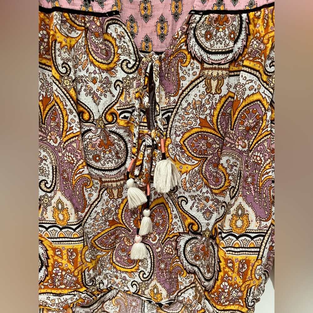 Embroidered anthro blouse - Picture 2 of 3